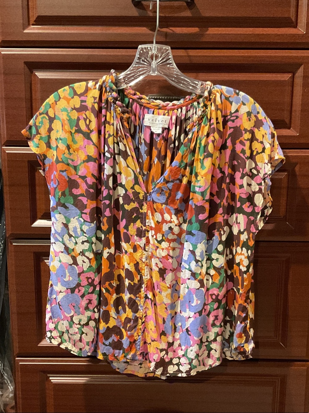 Velvet by Graham & Spencer Multicolor Floral Cap Sleeve Blouse - Picture 1 of 3